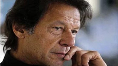 Photo of Imran Khan को प्रधानमंत्री पद से हटा गया, फिर भी बनें रह सकते है पीएम, जानें कैसे!