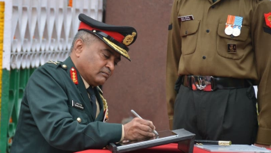 Photo of New Army Chief: पद संभालते ही एक्शन में दिखे सेना प्रमुख, चीन और पाक को सुनाया दो टूक, कहा- ‘बॉर्डर गलत हरकत बर्दाश्त नहीं’
